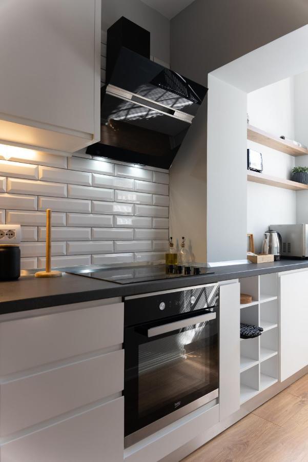 City Center Apartment Tirana Buitenkant foto